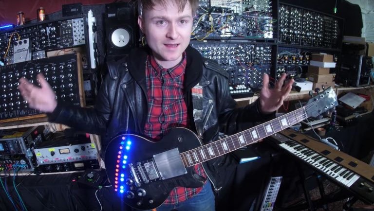 Someone crammed a MIDI keyboard into the body of a Les Paul – and it sounds insane