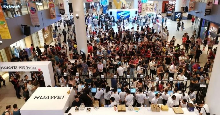 Flagship Huawei P30 Series Sold Out During Official Release At Vivocity!