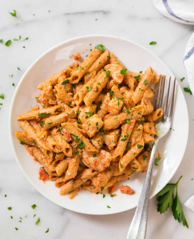 Healthy Penne Alla Vodka with Chicken