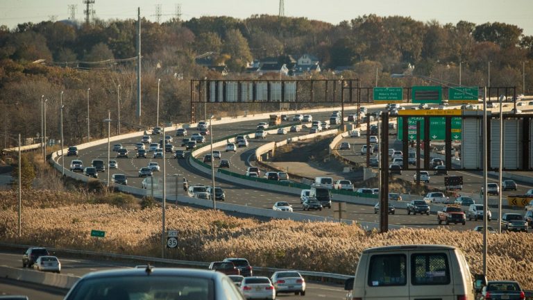 23 States Sue Trump Administration for Razing Climate Change Rule to the Ground