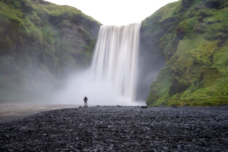 The Solo Female Traveler’s Guide to Iceland