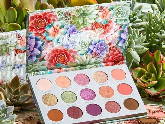 10 Fall Eyeshadow Palettes That Are Worth the Hype