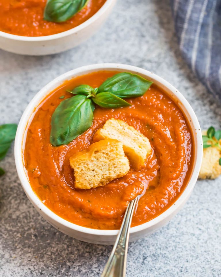 Instant Pot Tomato Soup {Fast & Wholesome} – WellPlated.com