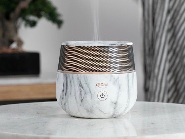 Essential Oil Diffusers to Improve Your Mind and Space