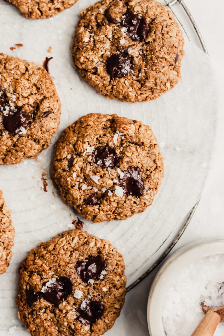 Healthy Oatmeal Chocolate Chip Cookies (V & GF)