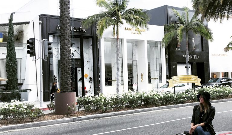 SHOPPING AT RODEO DRIVE, BEVERLY HILLS | U.S.A.