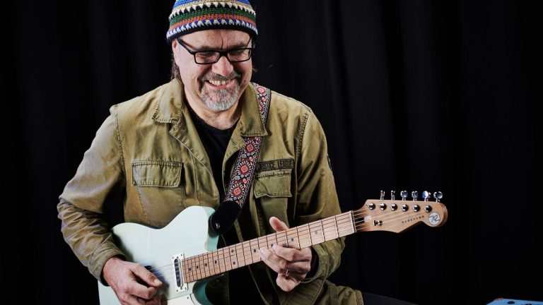 Greg Koch shows you how to solo over a blues shuffle in the style of Albert Collins