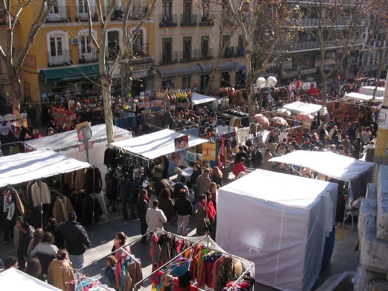 El Rastro: The Most Popular Sunday Flea Market in Madrid