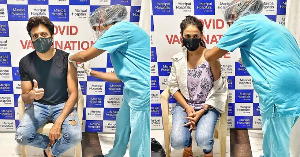 Genelia Deshmukh and Riteish Deshmukh get the first jab of the vaccine