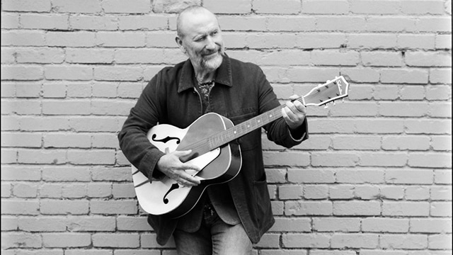 Song Premiere: Colin Hay, “Waterloo Sundown”