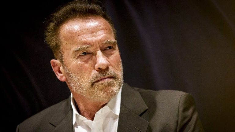 “You’re a Schmuck”: Arnold Schwarzenegger Tells People Refusing to Get Vaccinated and Mask Up to Go F–k Themselves