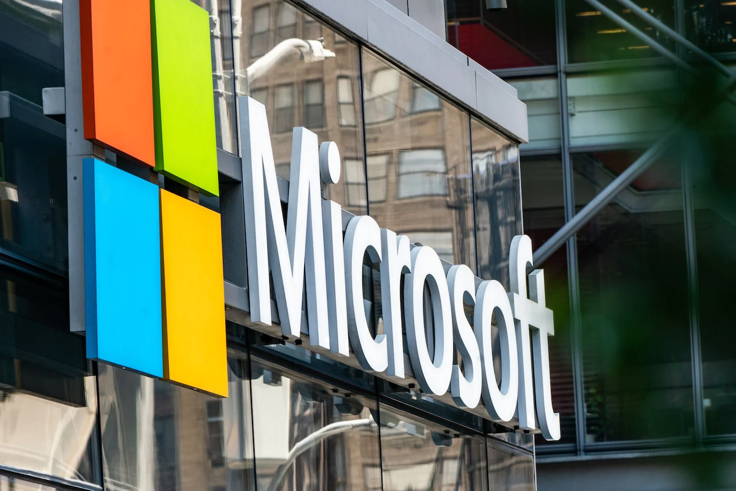 Microsoft is going password-free for consumer accounts