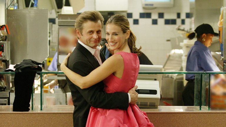 Anna Baryshnikov Is Relieved Her Dad, Mikhail, Is Not in the Sex and the City Revival