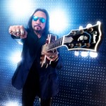 Ace Frehley – Present ‘10,000 Volts’ Single