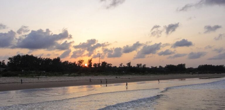 5 Best Beaches in Malindi (+The place to Stay & Eat)