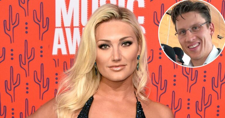 Brooke Hogan Secretly Married Hockey Player Steven Oleksy in 2022