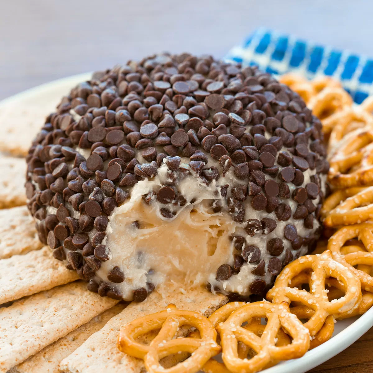 Chocolate Chip Cheese Ball – The Easy 5 Ingredient Dessert!