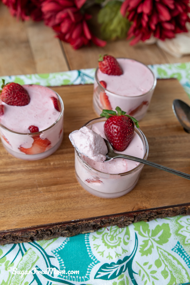 Low Carb Keto Cottage Cheese Strawberry Mousse