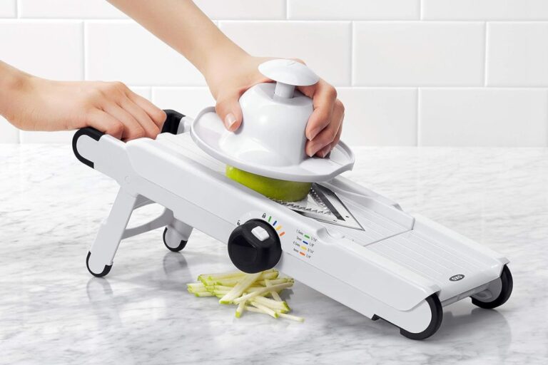 The 4 Best Mandoline Slicers of 2024